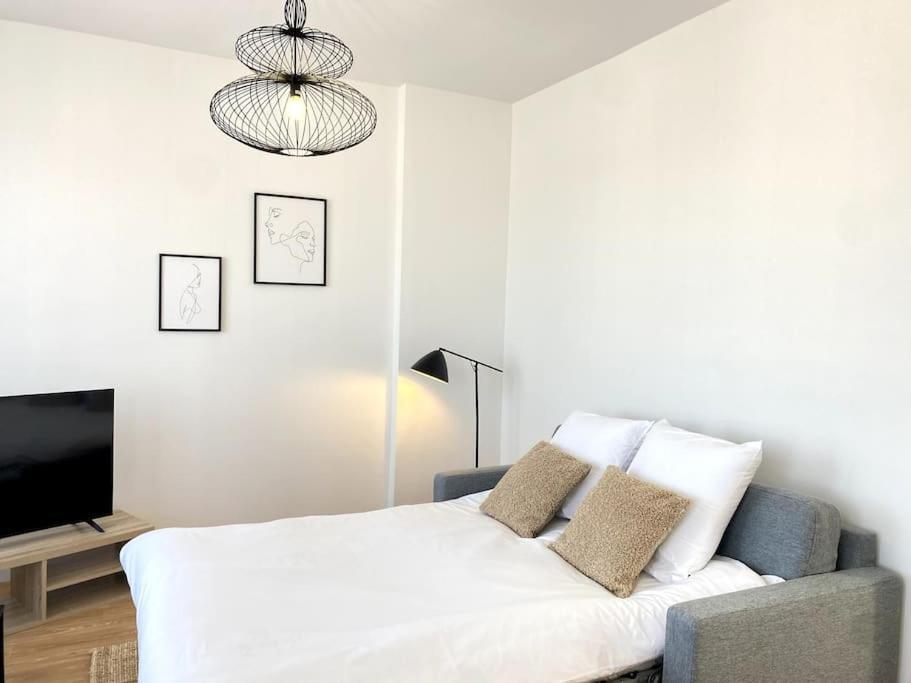 Le Dandy-Proche Centre-Neuf Appartement Châteauroux Buitenkant foto